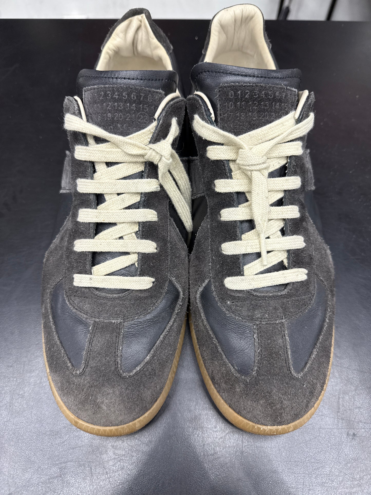 Maison Margiela Replica Black (U) - 45(12) (NB)