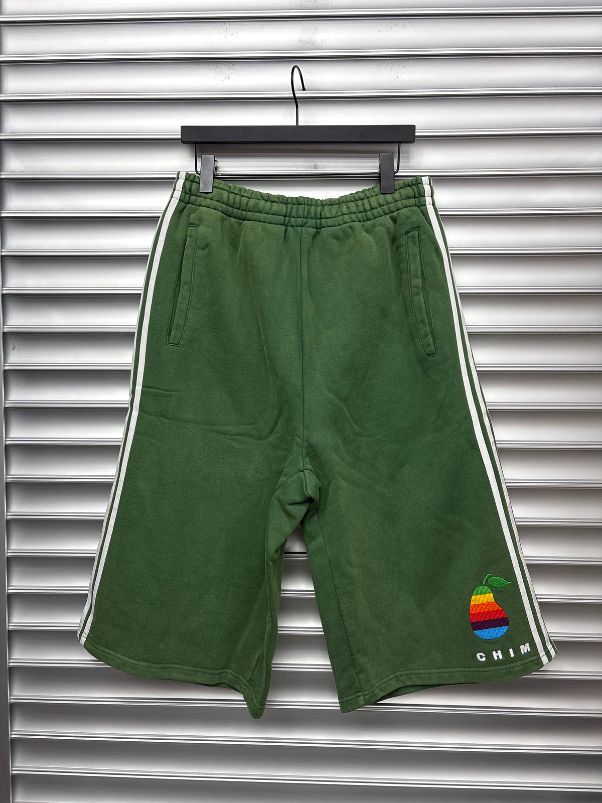 HMDD Pear Tech Shorts - M**