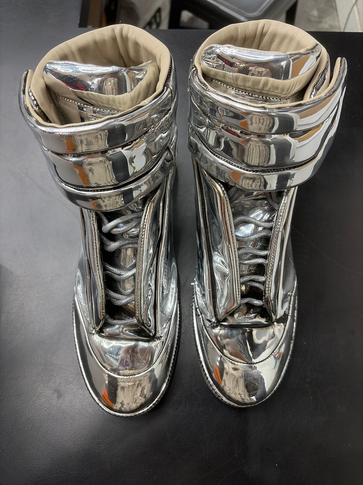 Maison Margiela Future Metallic Silver (U) - 44(11) (NB)**