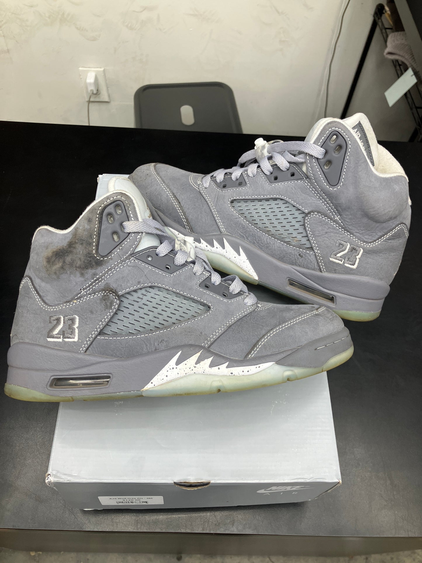 AJ5 Wolf Grey (U) - 8M