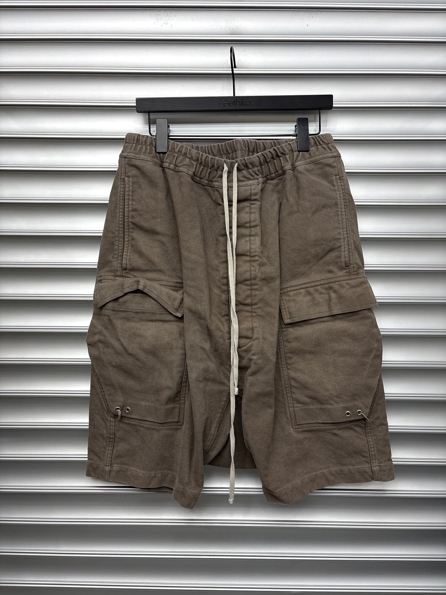 Rick Owens Dust Cargo Shorts - 50