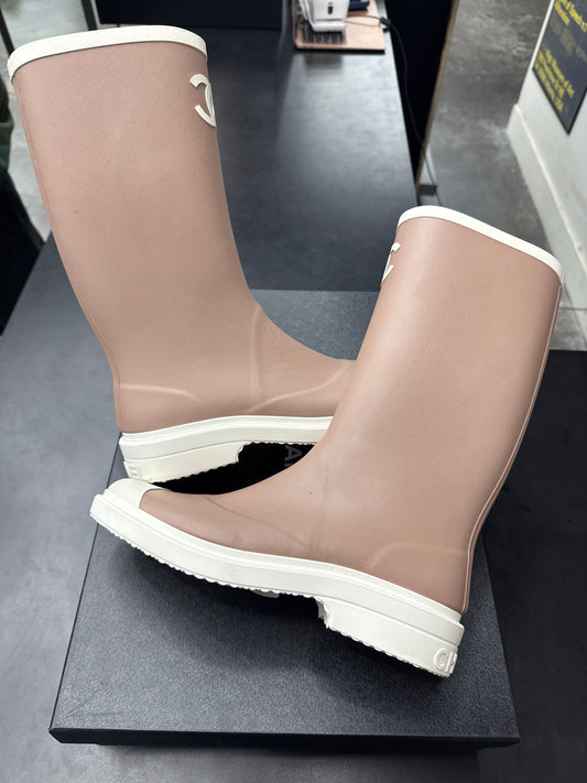 Chanel Rain Boot Beige (U) - 40(7)