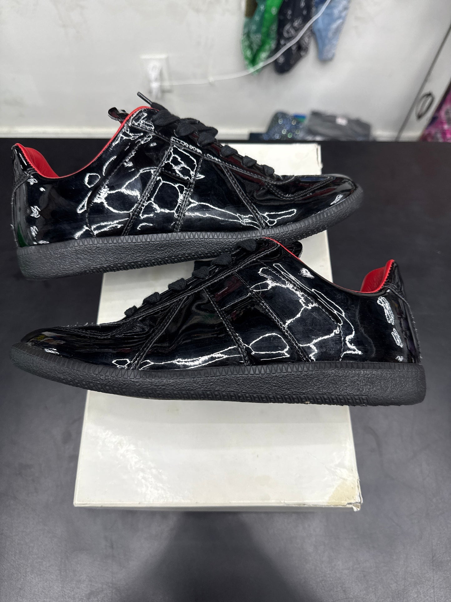 Maison Margiela Replica Patent Leather (U) - 42(9)