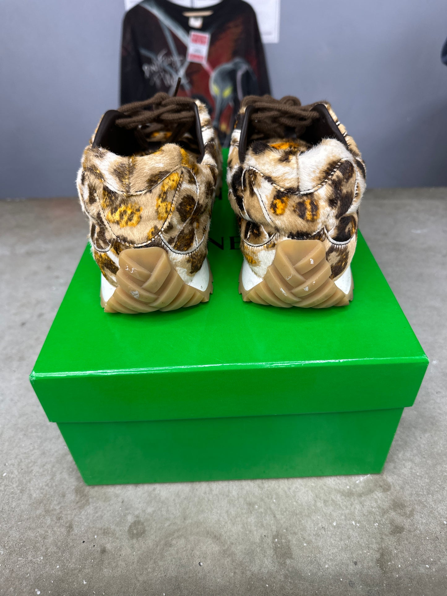 Bottega Orbit Cheetah (U) - 44(11)