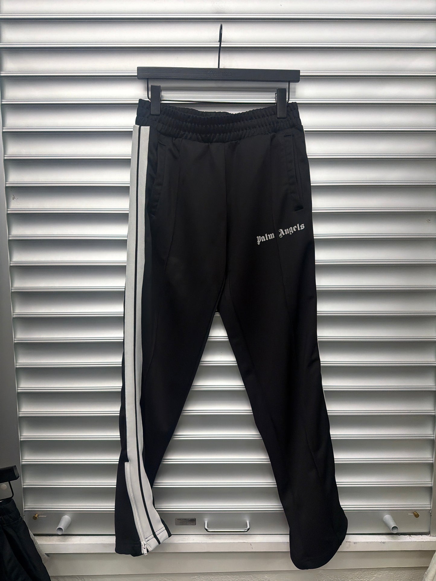 Palm Angels Black Pants - M