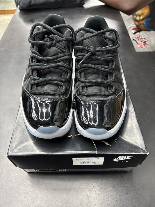AJ11 Space Jam Low (U) - 8.5M**