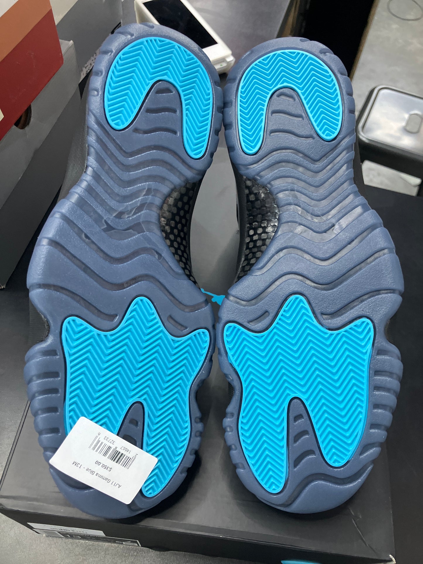 AJ11 Gamma Blue - 13M