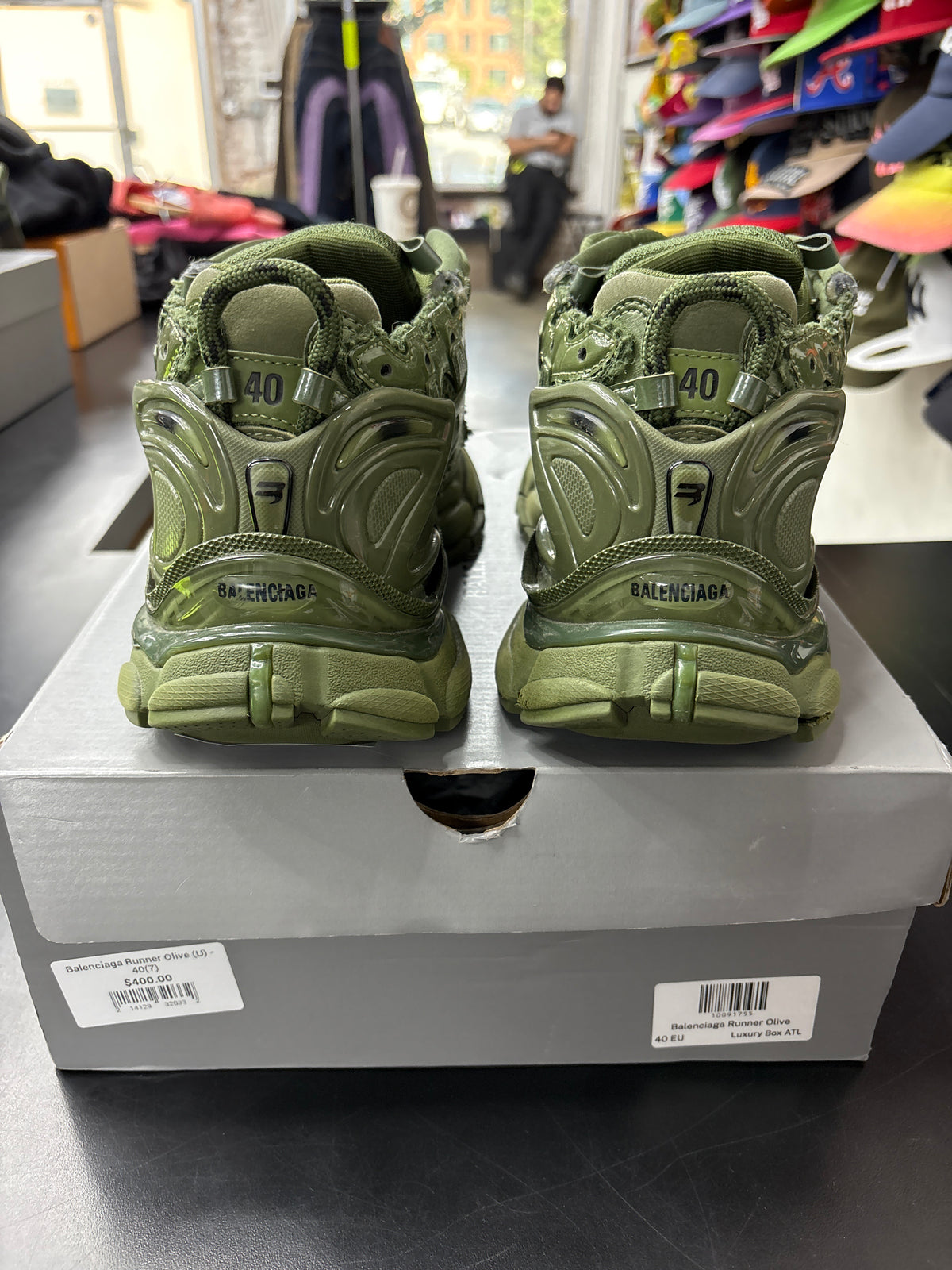 Balenciaga Runner Olive (U) - 40(7)**
