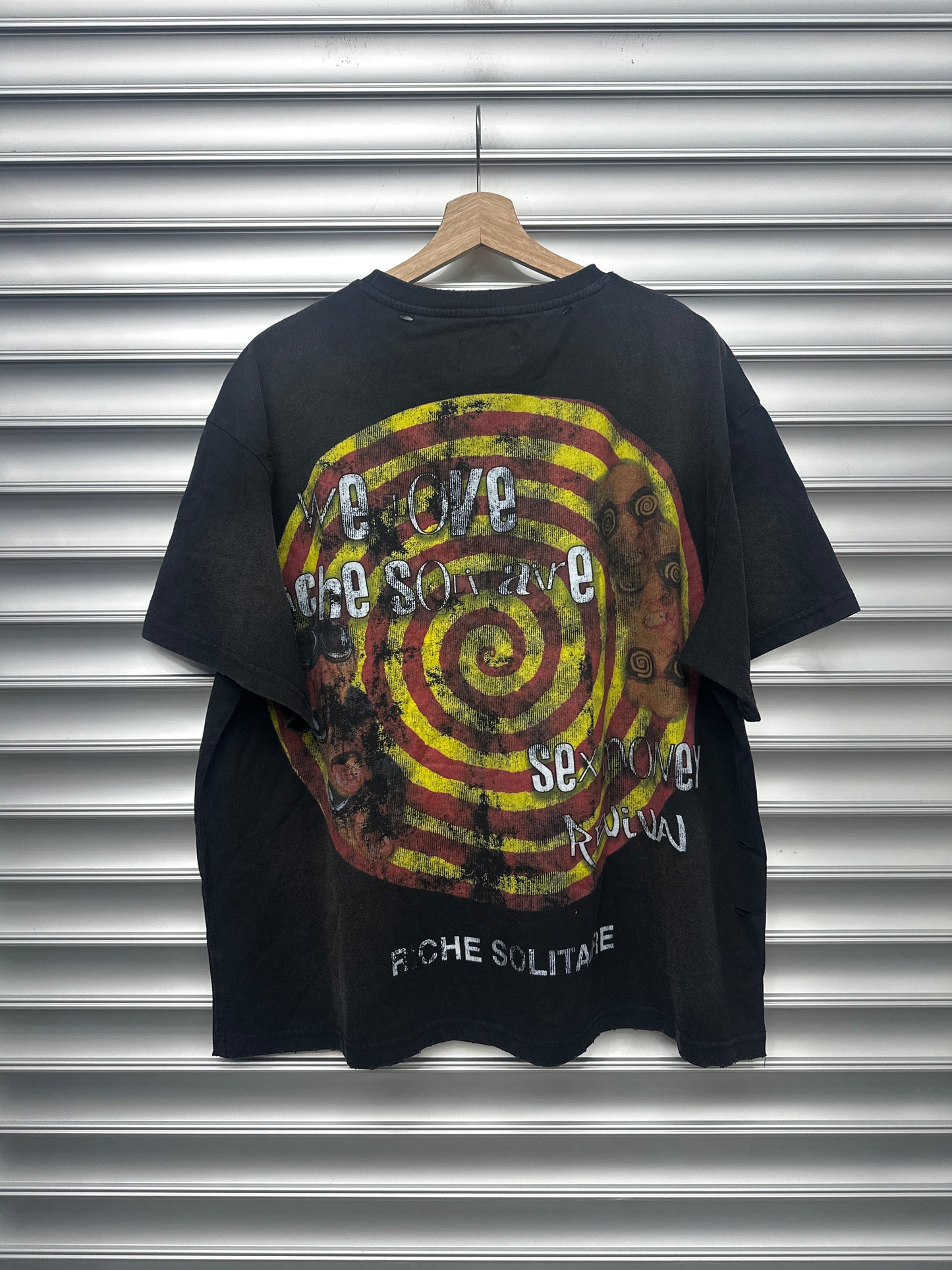 Solitaire Riche Rhinestone Tee - M **