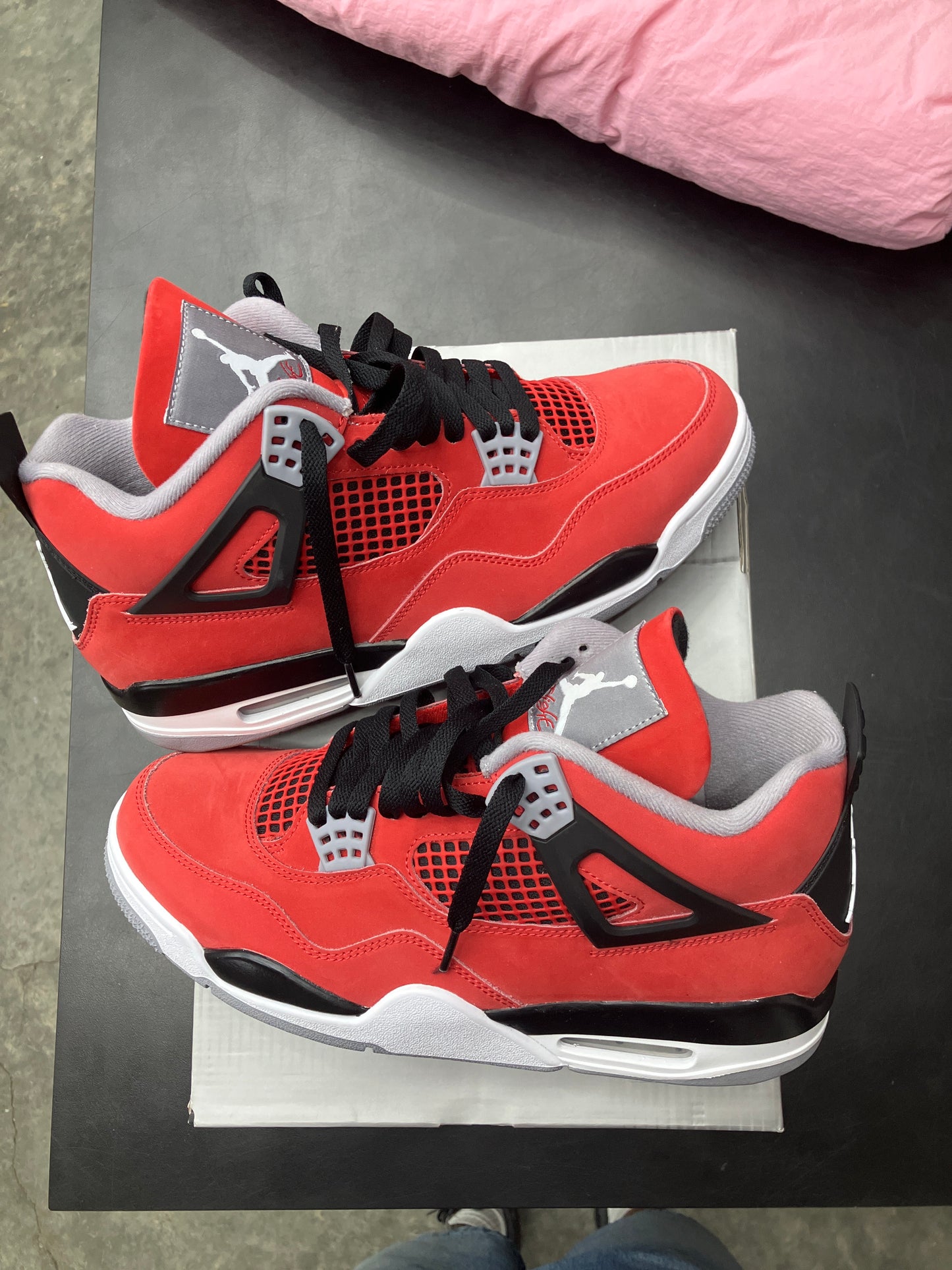 AJ4 Toro Bravo (U) - 10M