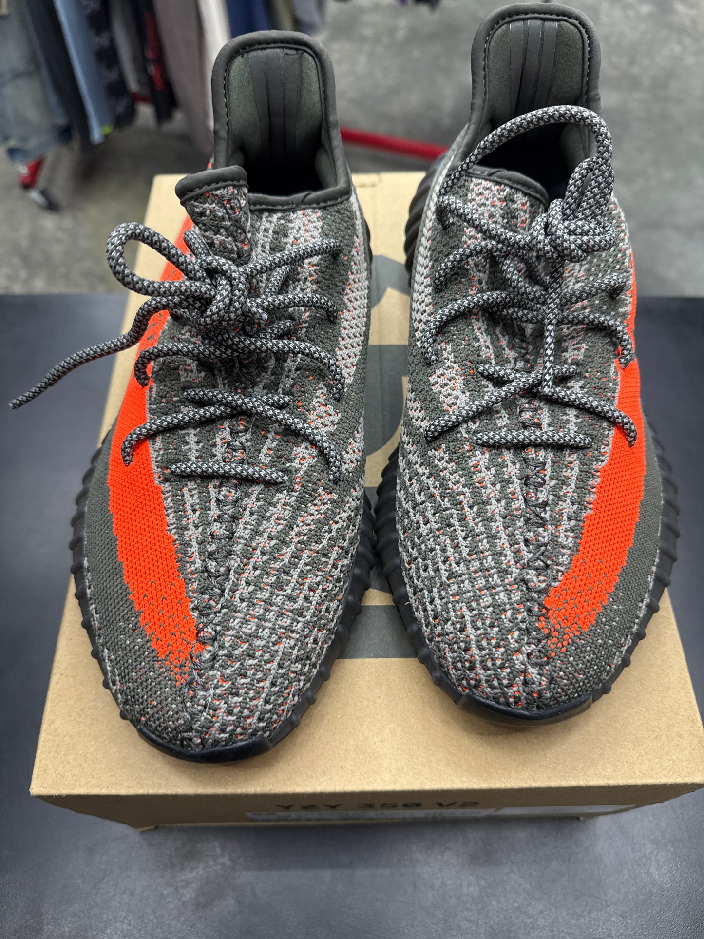 Yeezy Boost 350 Carbon Beluga (U) - 9.5M