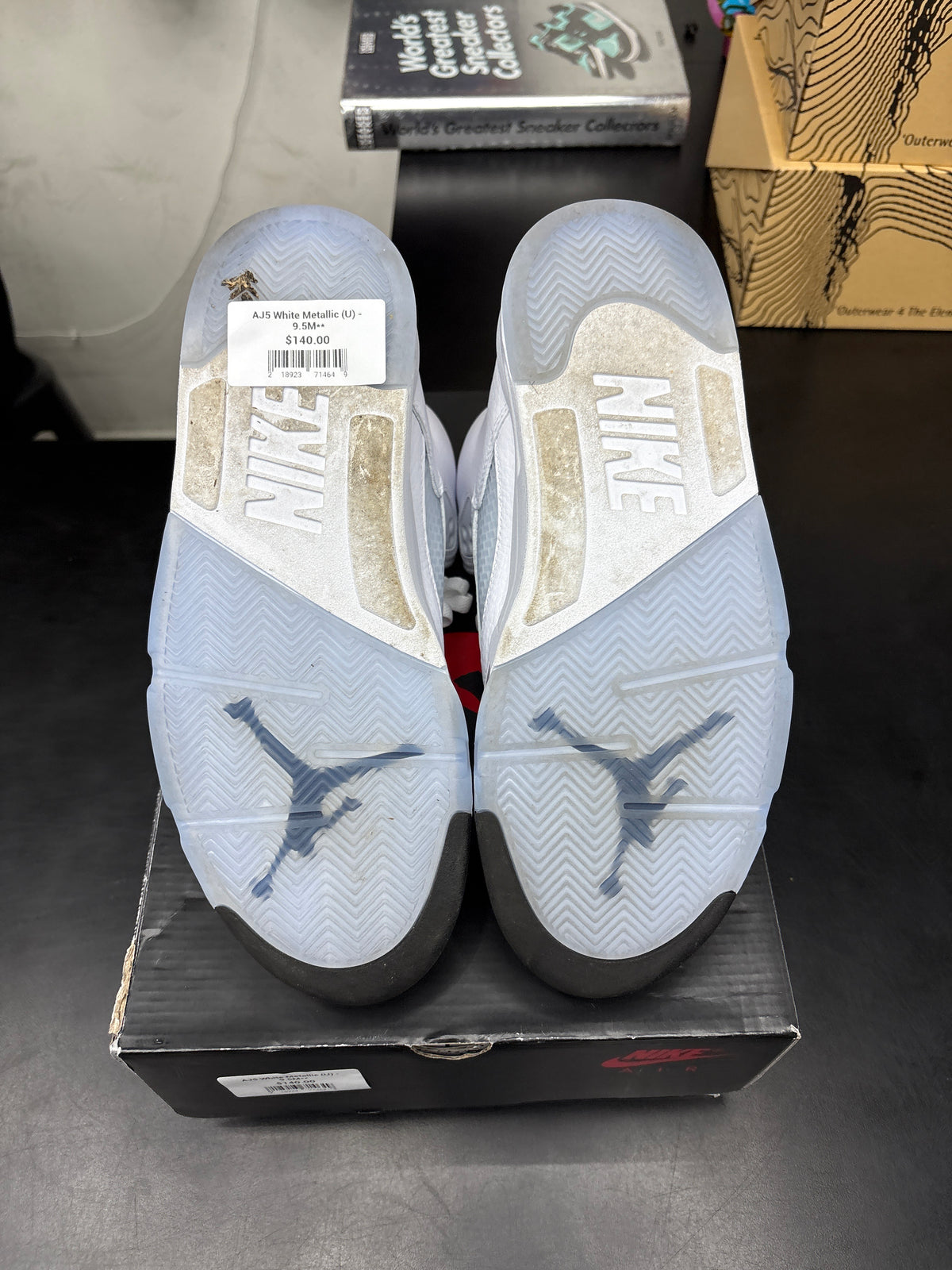 AJ5 White Metallic (U) - 9.5M**