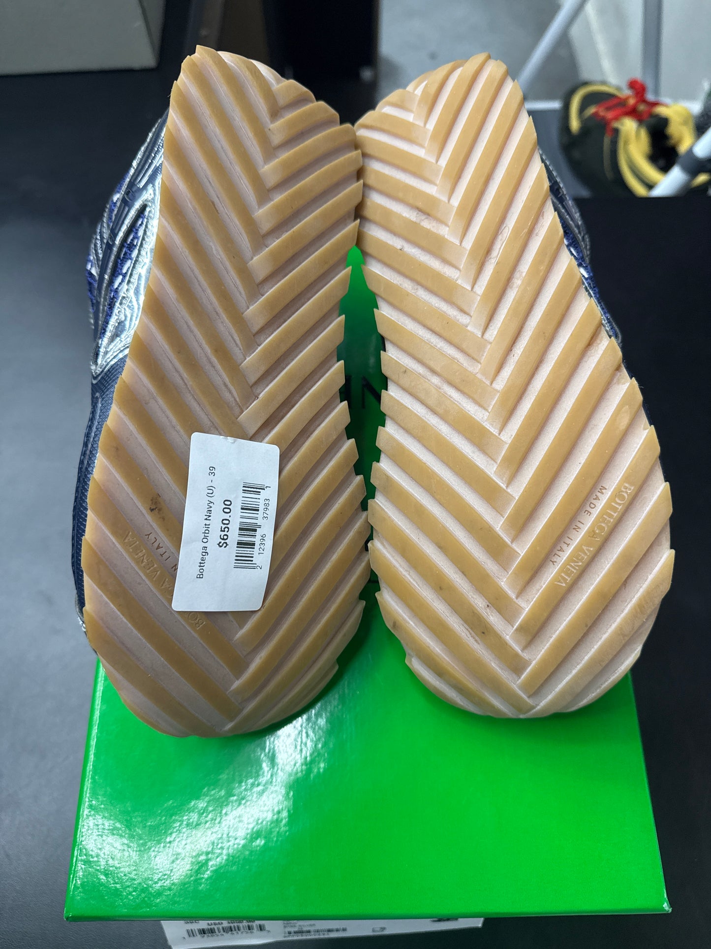 Bottega Orbit Navy (U) - 39