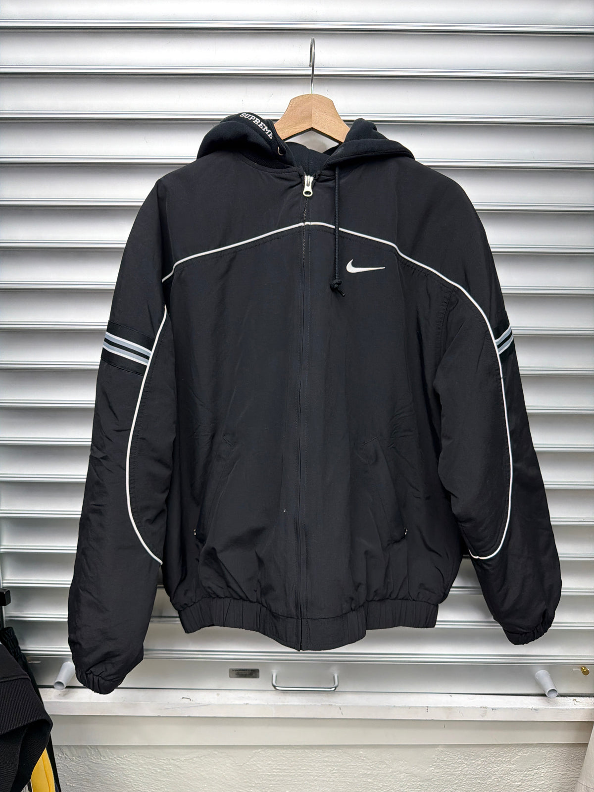 Supreme Nike Jacket - M**