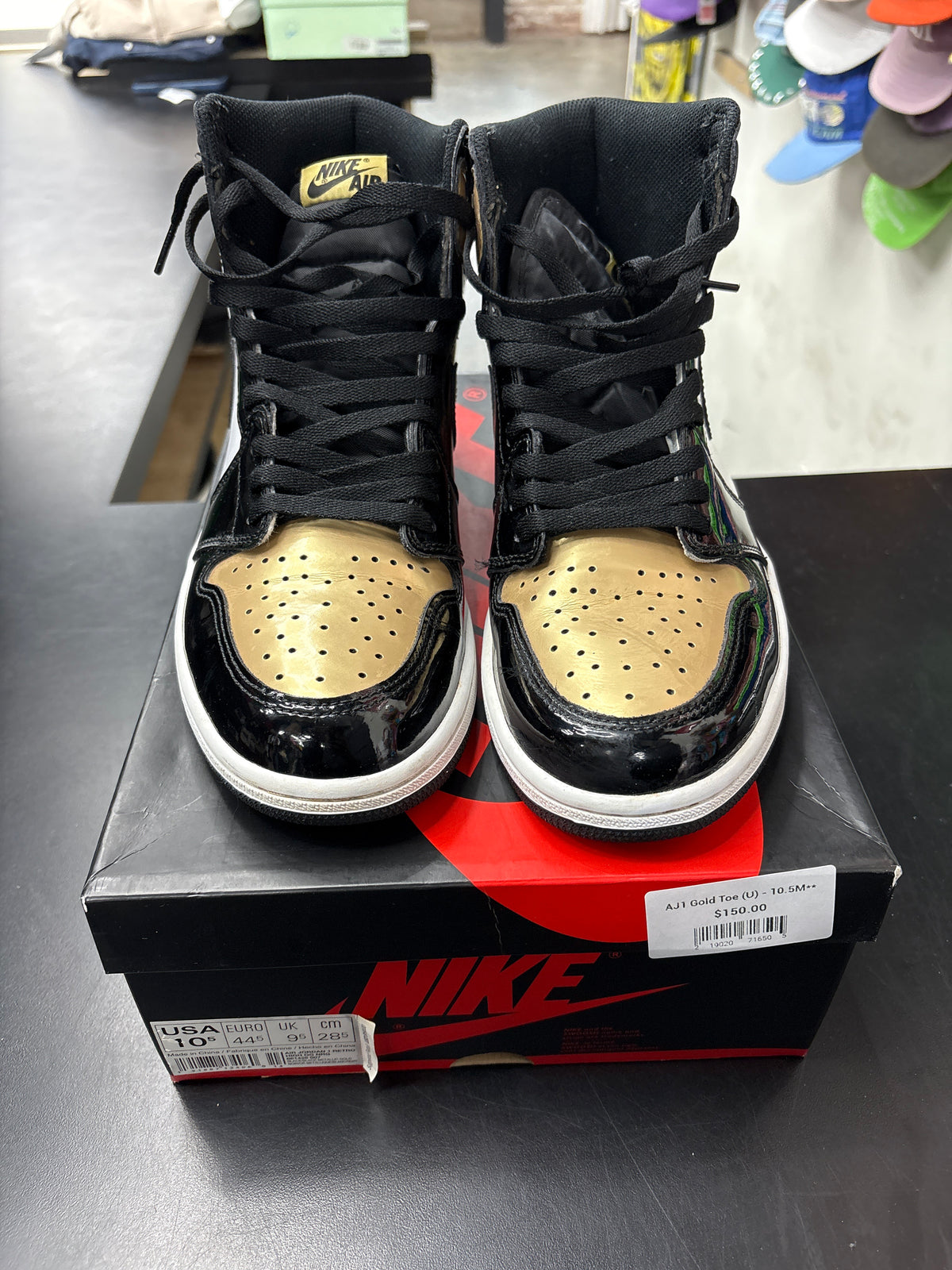 AJ1 Gold Toe (U) - 10.5M**