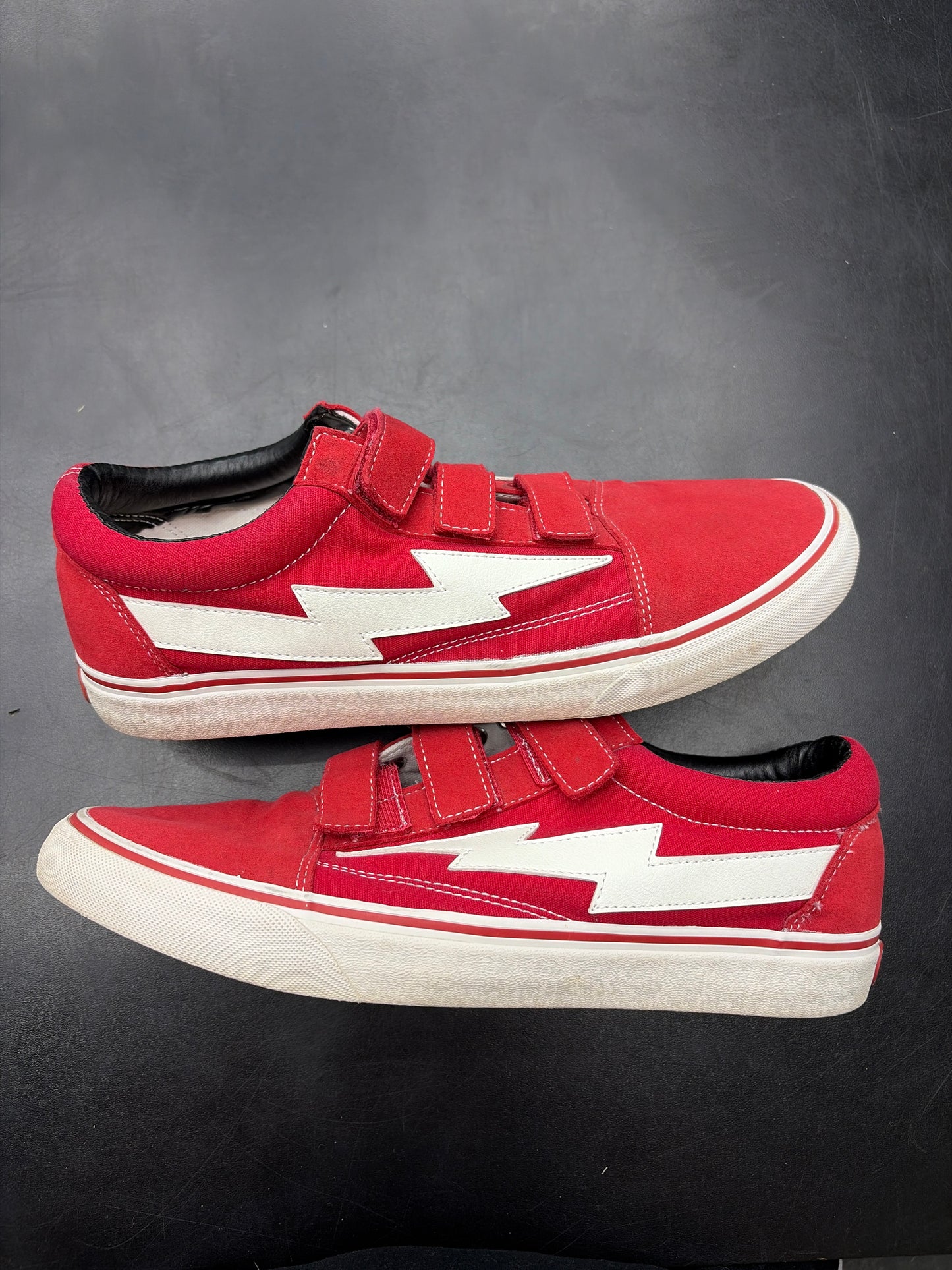 Revenge Storm Red Strap (U) - 11M (NB)