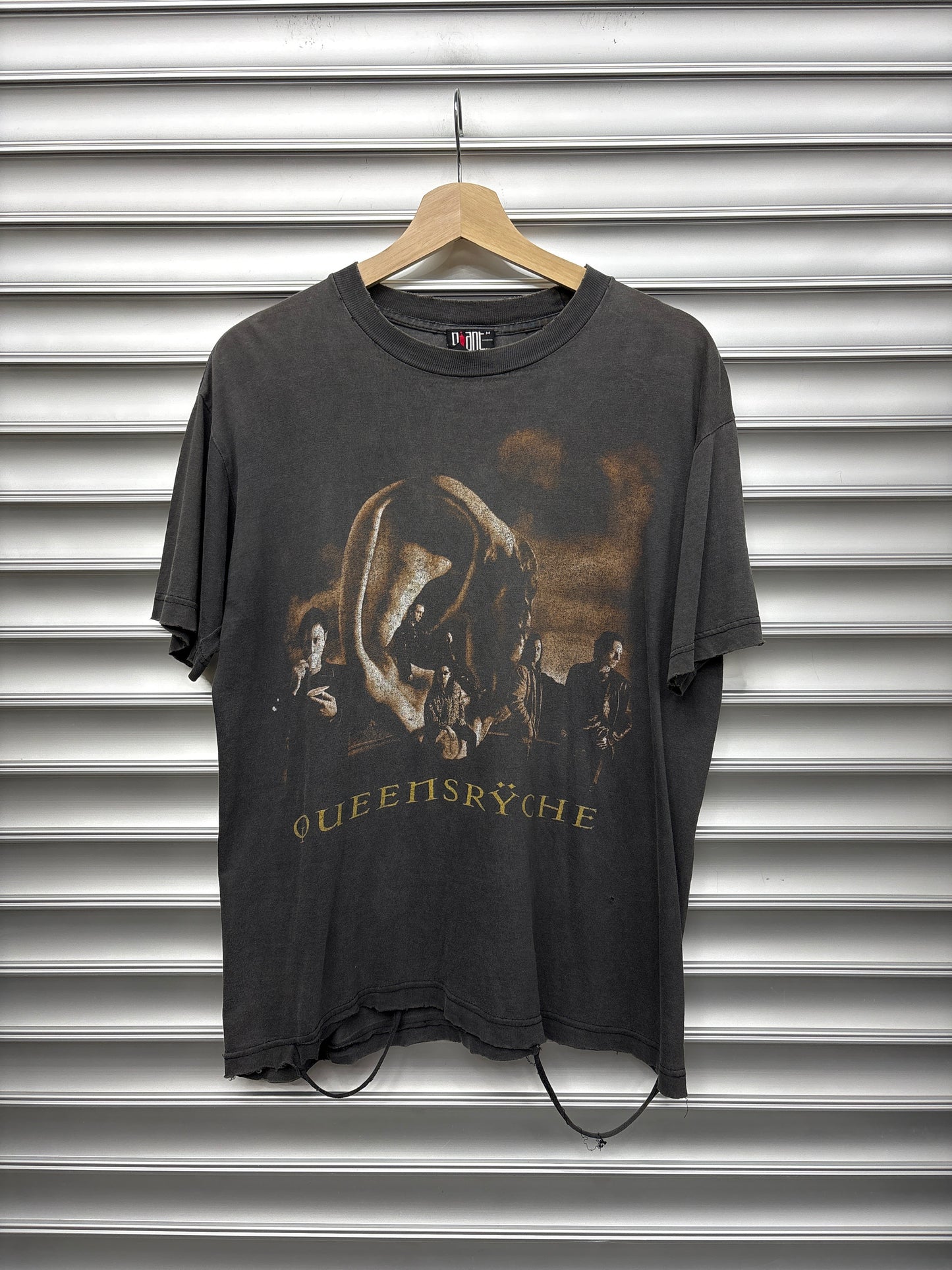 Vintage Queensryche Tee - M