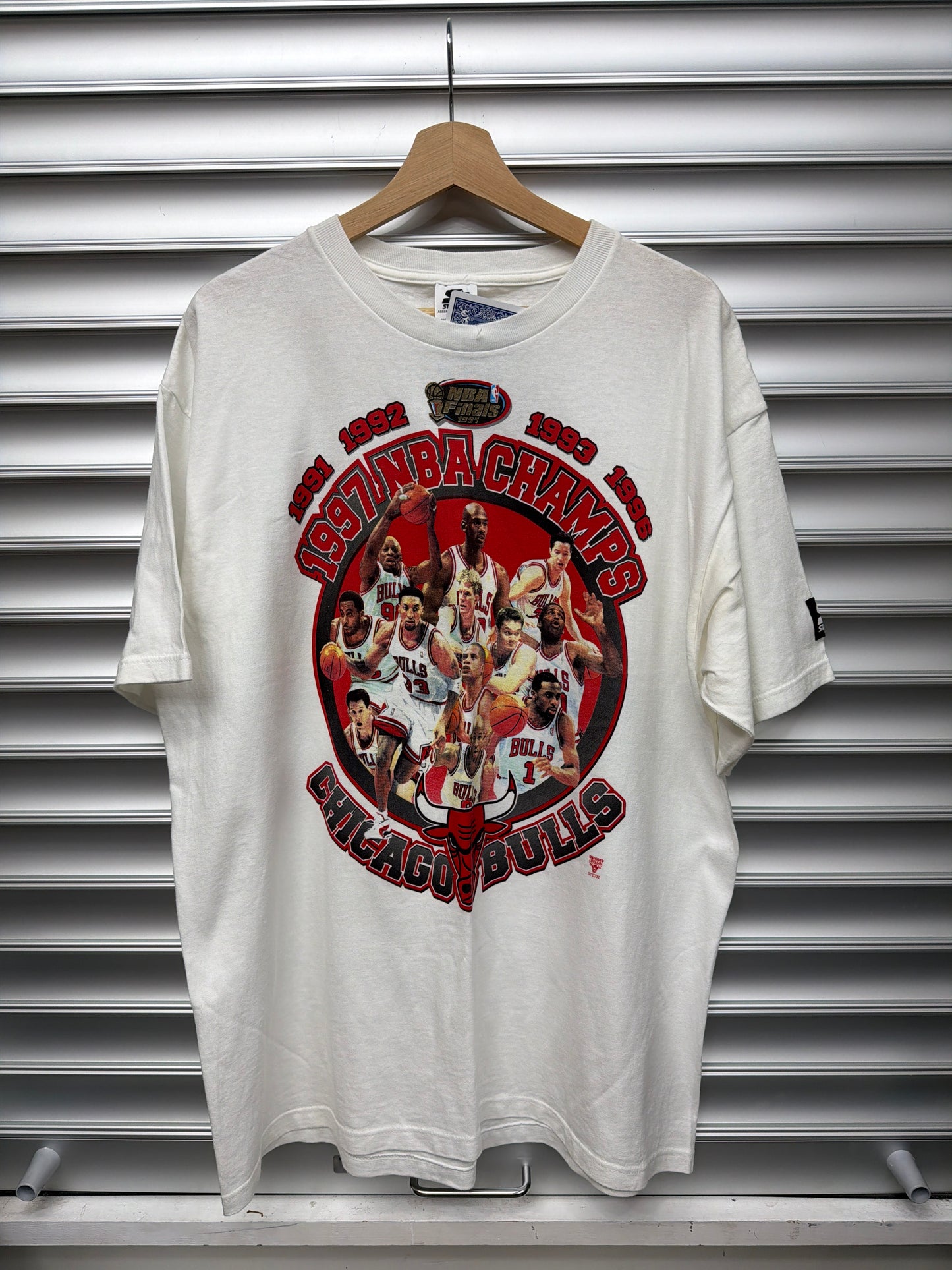 Vintage Bulls Circle Tee - XL