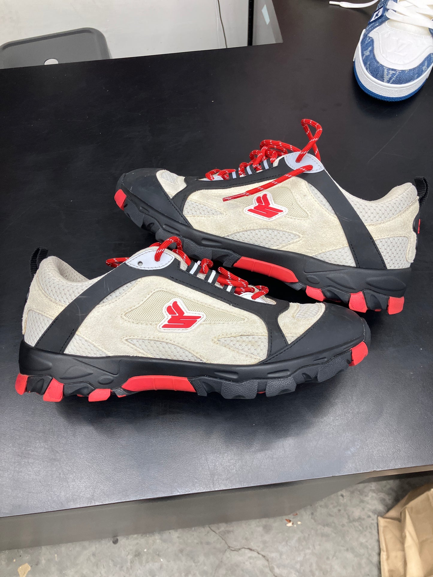 Sicko Hiking Shoe Siberia Red (U) - 10M (NB)
