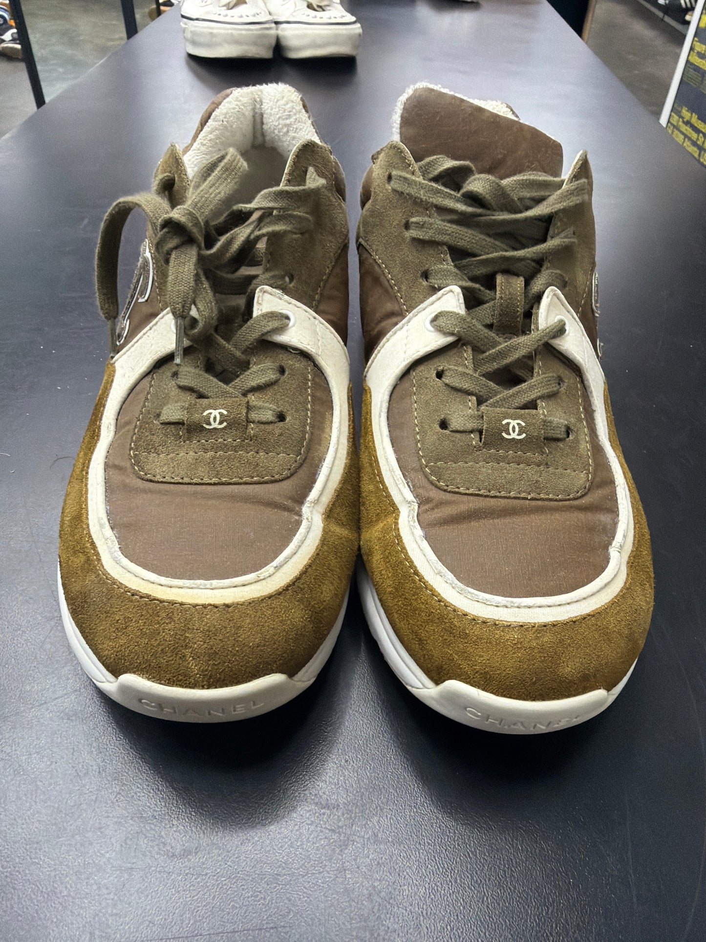 Chanel Trainer Brown/Olive (U) - 41(8) (NB)