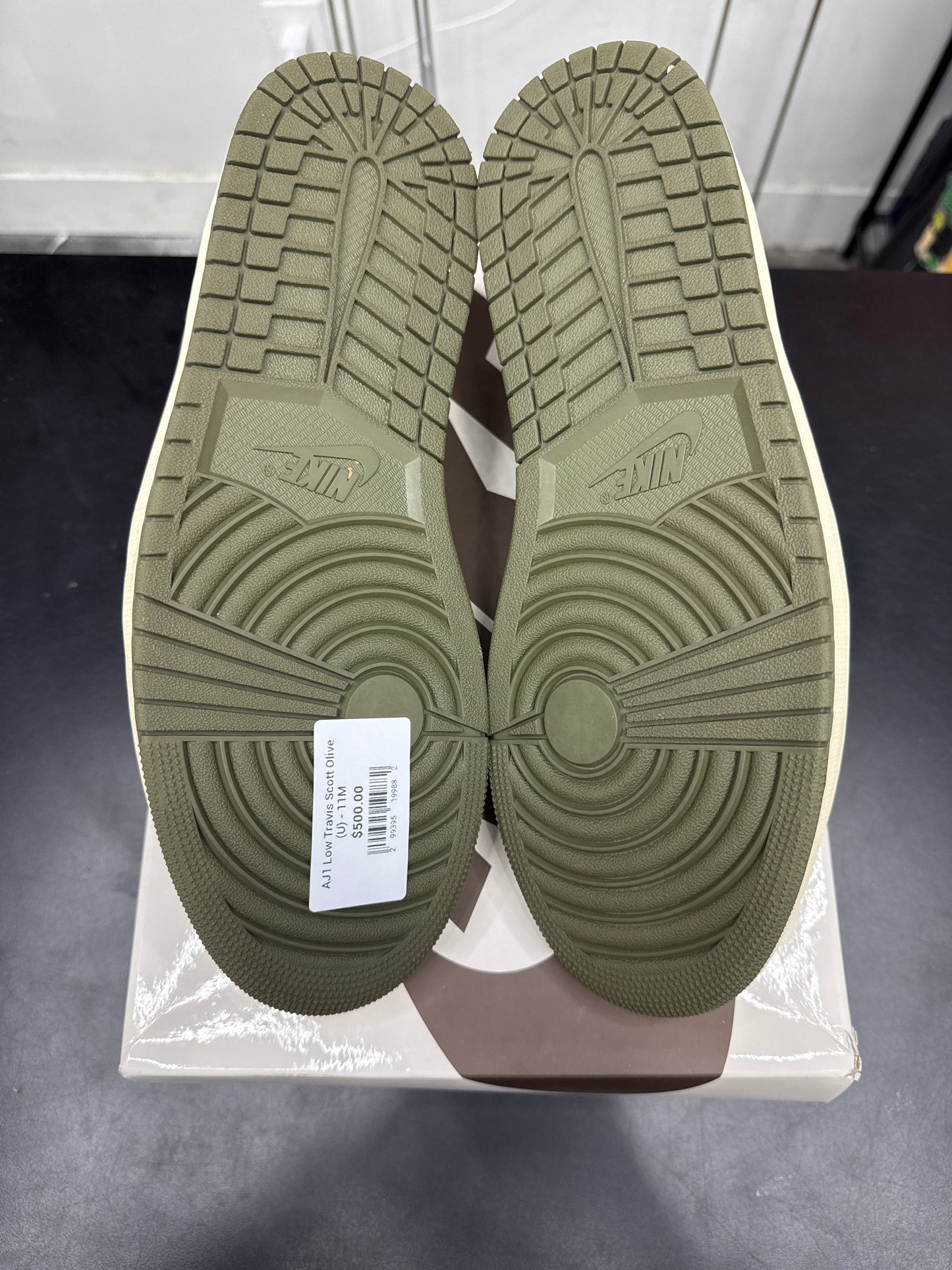 AJ1 Low Travis Scott Olive (U) - 11M