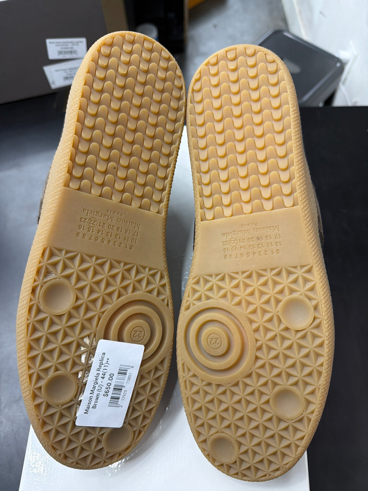 Maison Margiela Replica Brown (U) - 44(11)**