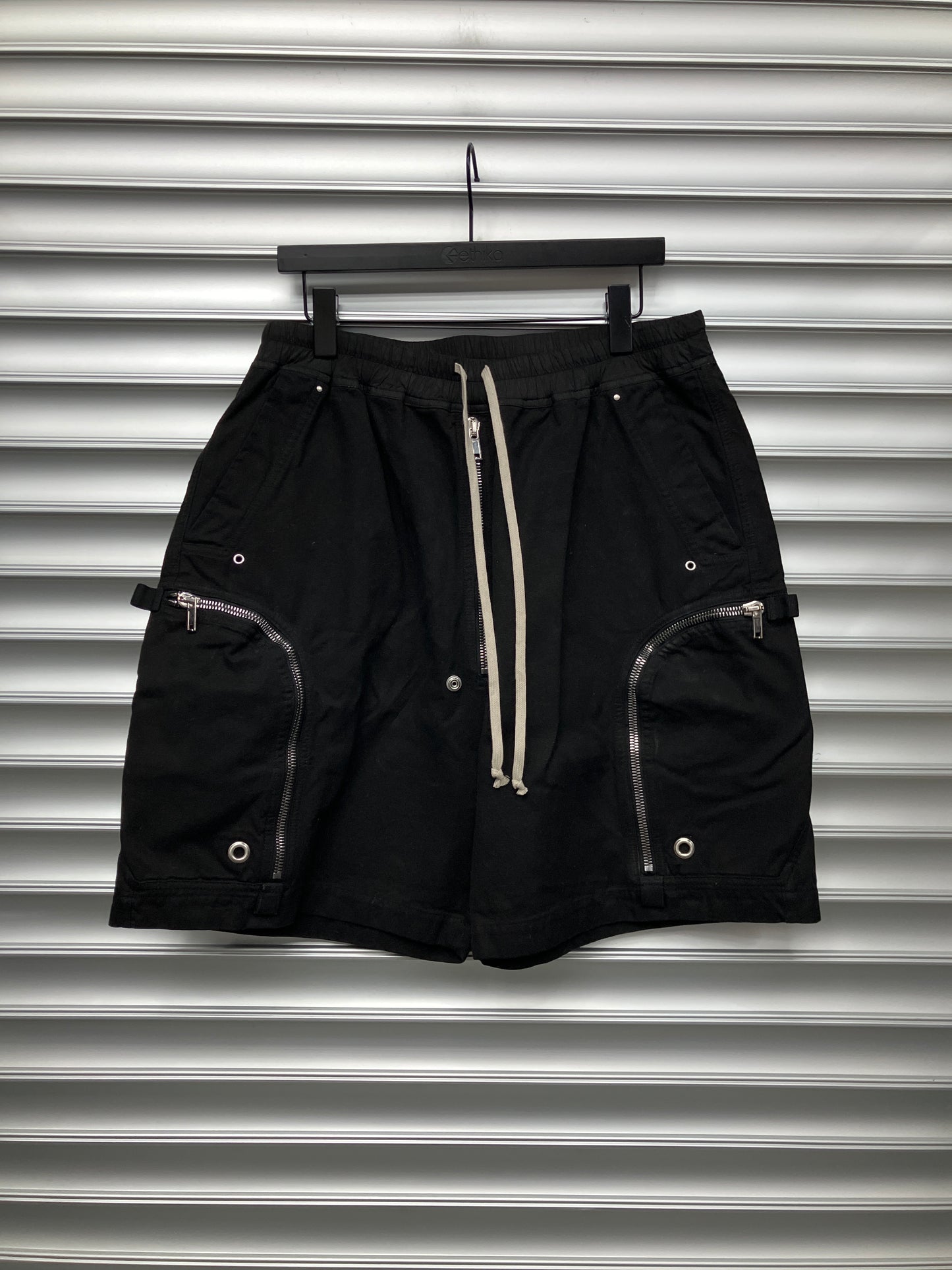 Rick Owens Bahaus Cargo Shorts - 32