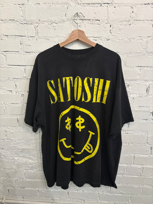Satoshi Nakamoto Smiley Tee - XXL