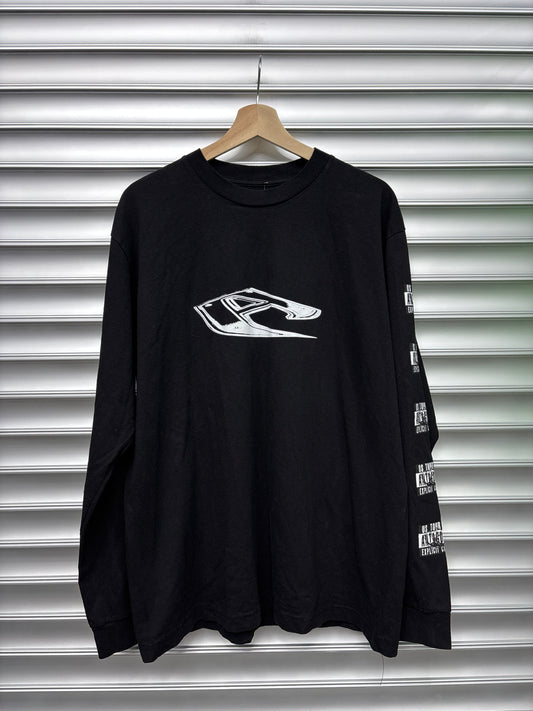 Antagonist Longsleve Tee - L