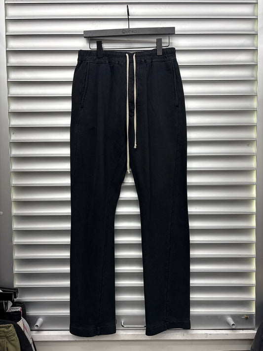 Rick Owens Black Sweatpants - S**