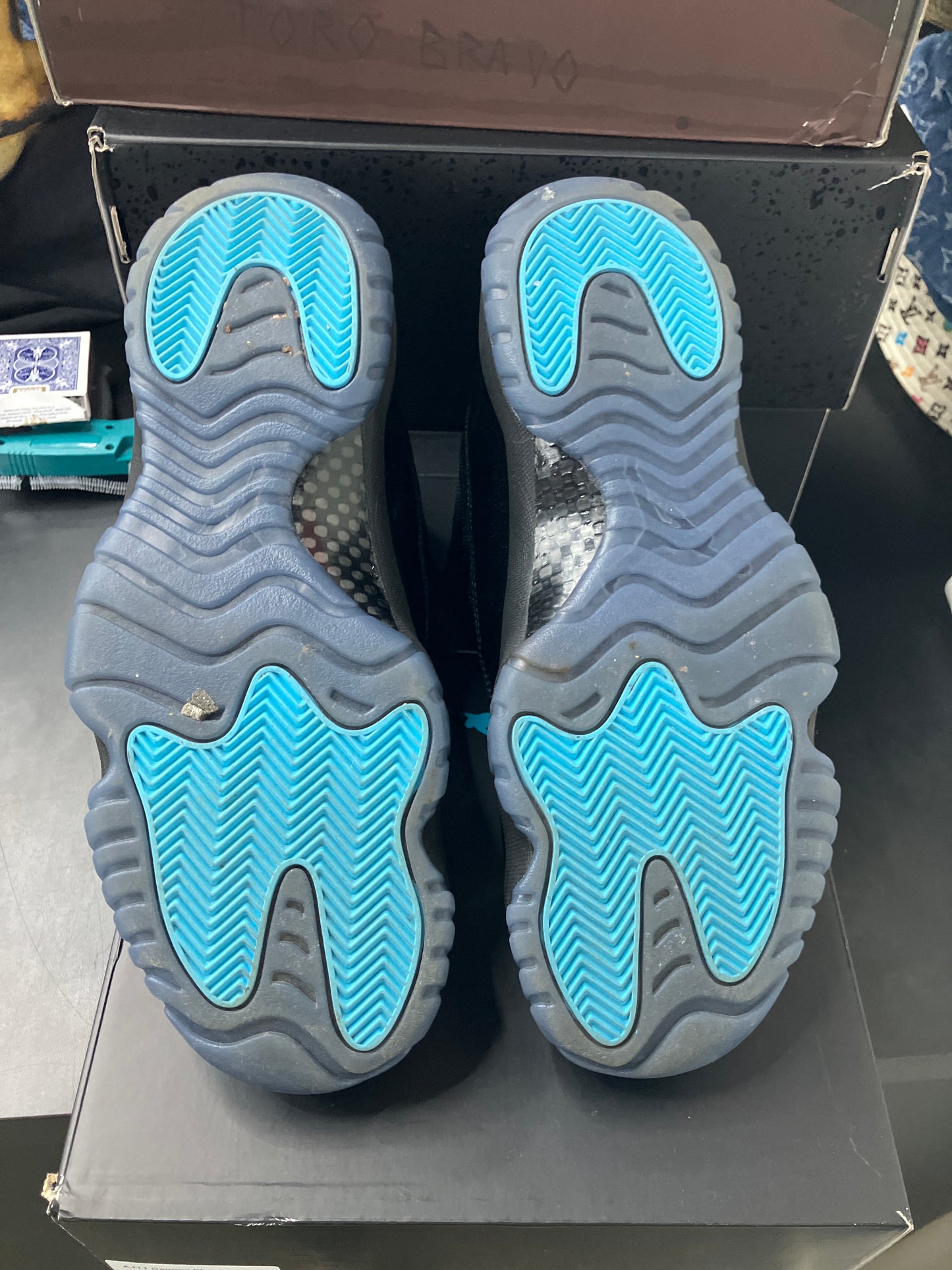 AJ11 Gamma Blue (U) - 10M