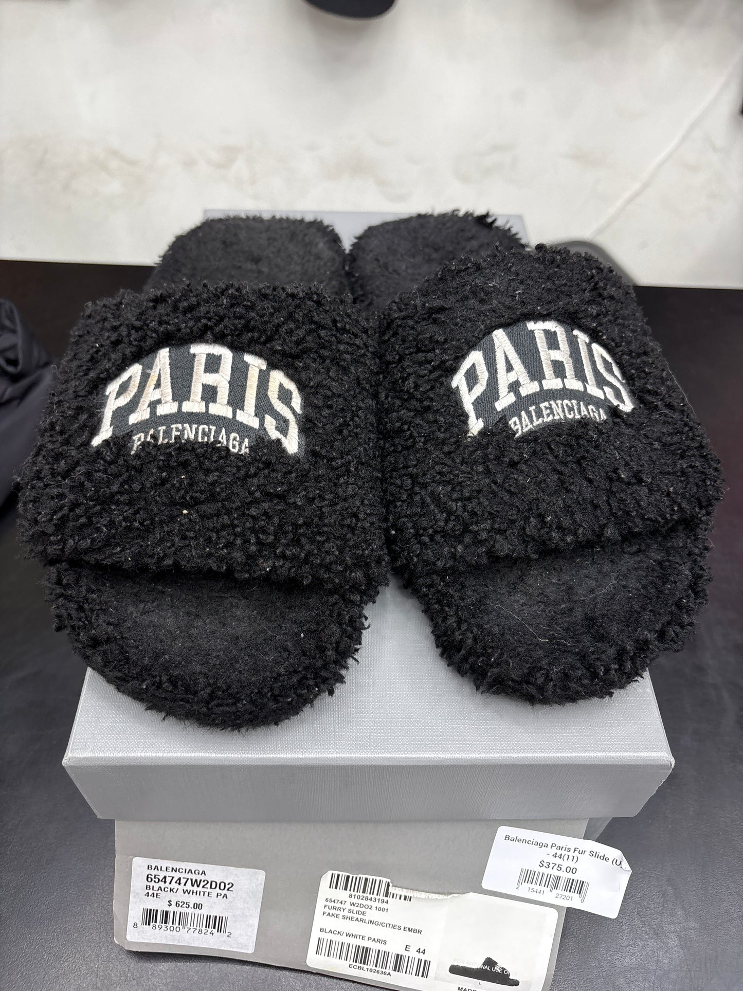 Balenciaga Paris Fur Slide (U) - 44(11)**