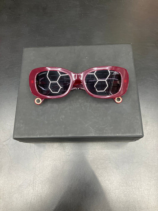 Chanel Acetate Oval Red Shades