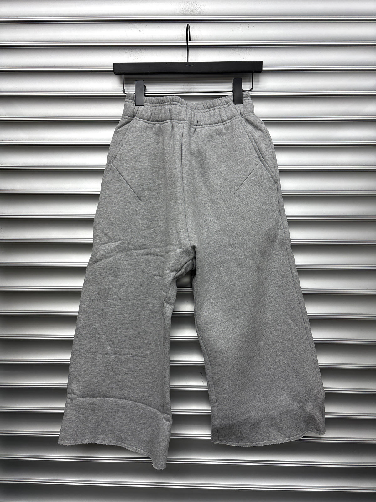 HMDD Grey 3/4 Shorts - XS**