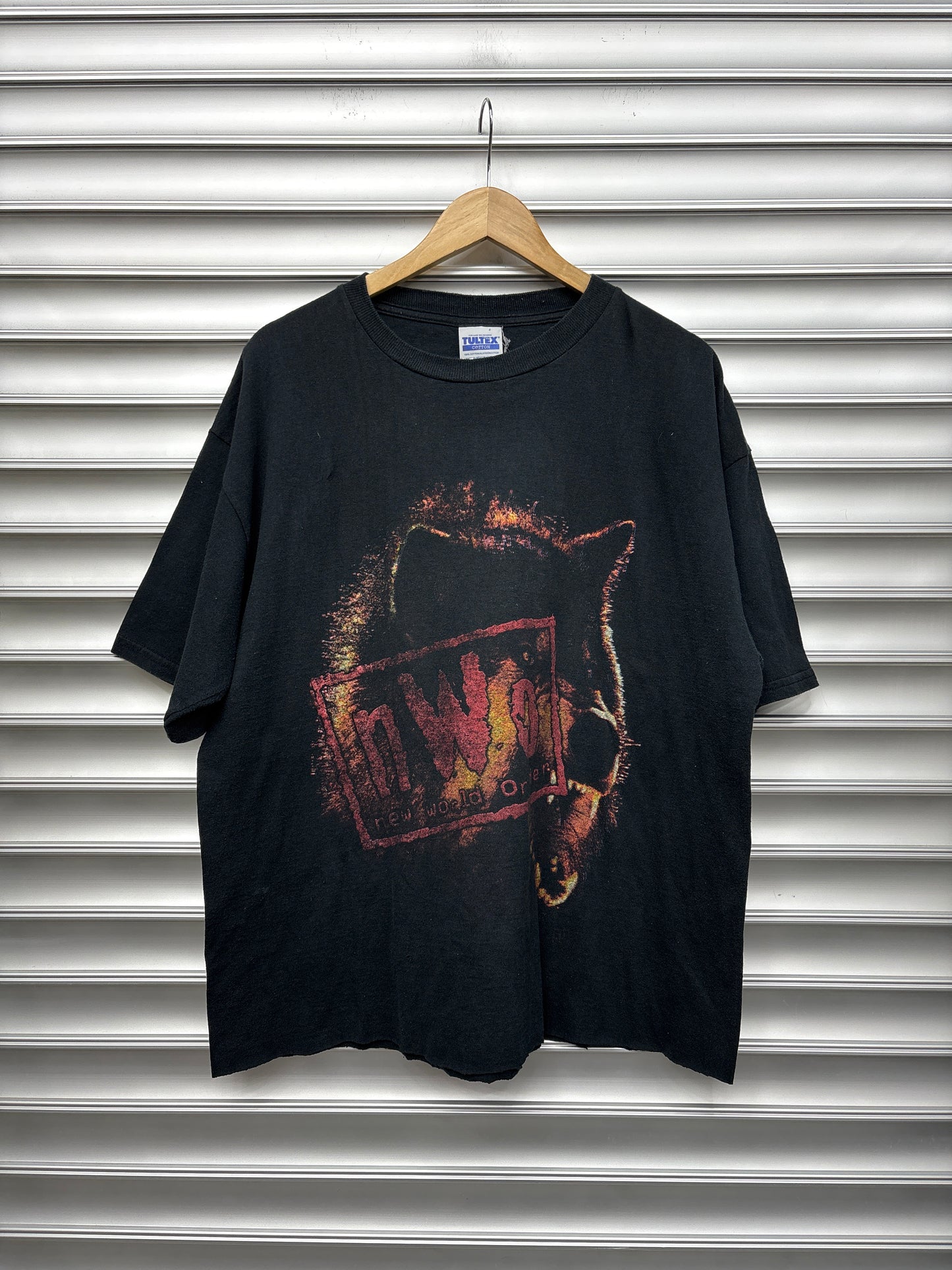 Vintage NWO Wolf Tee - XL