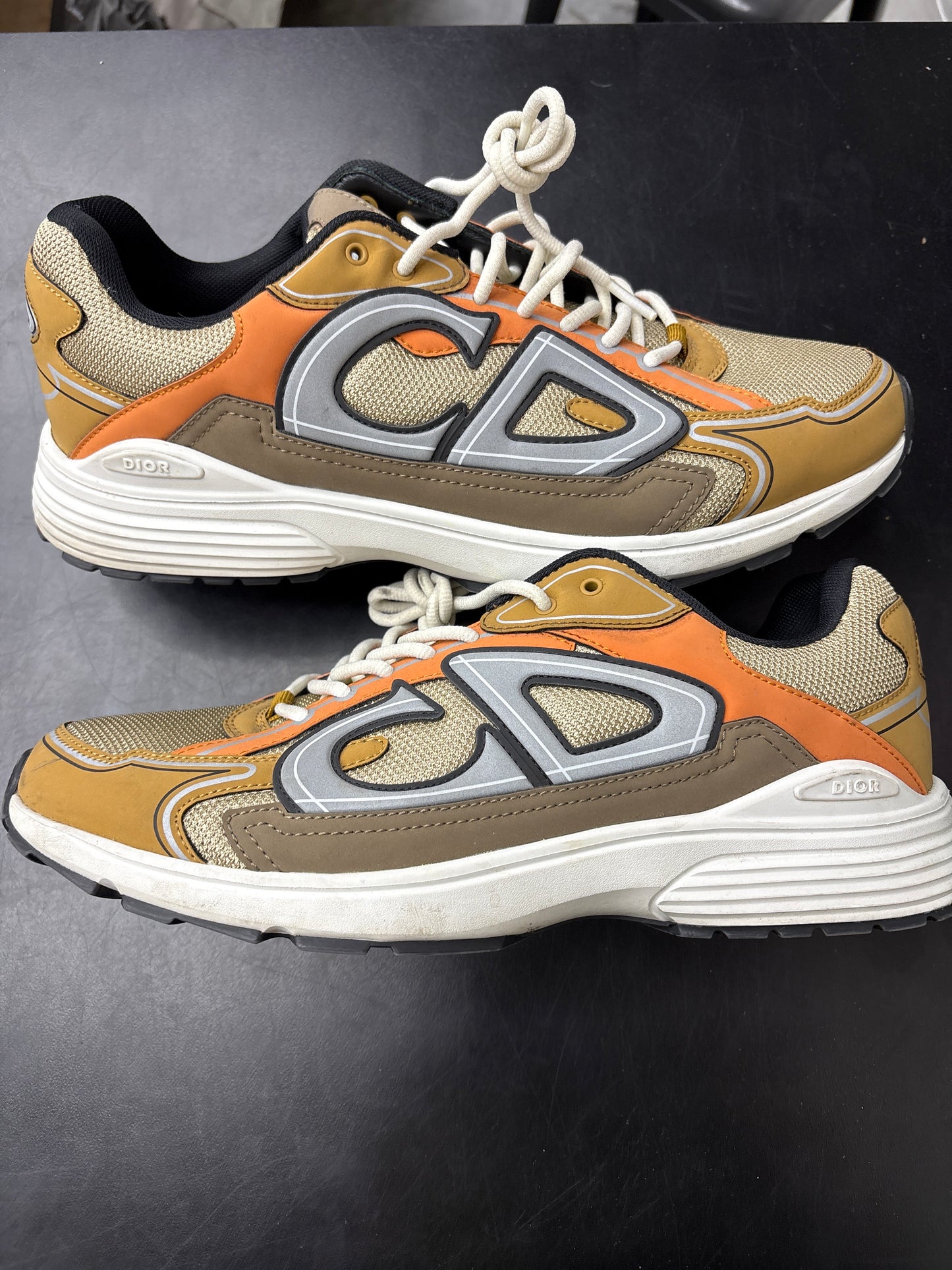 Dior B30 Brown (U) - 46(13) (NB)**