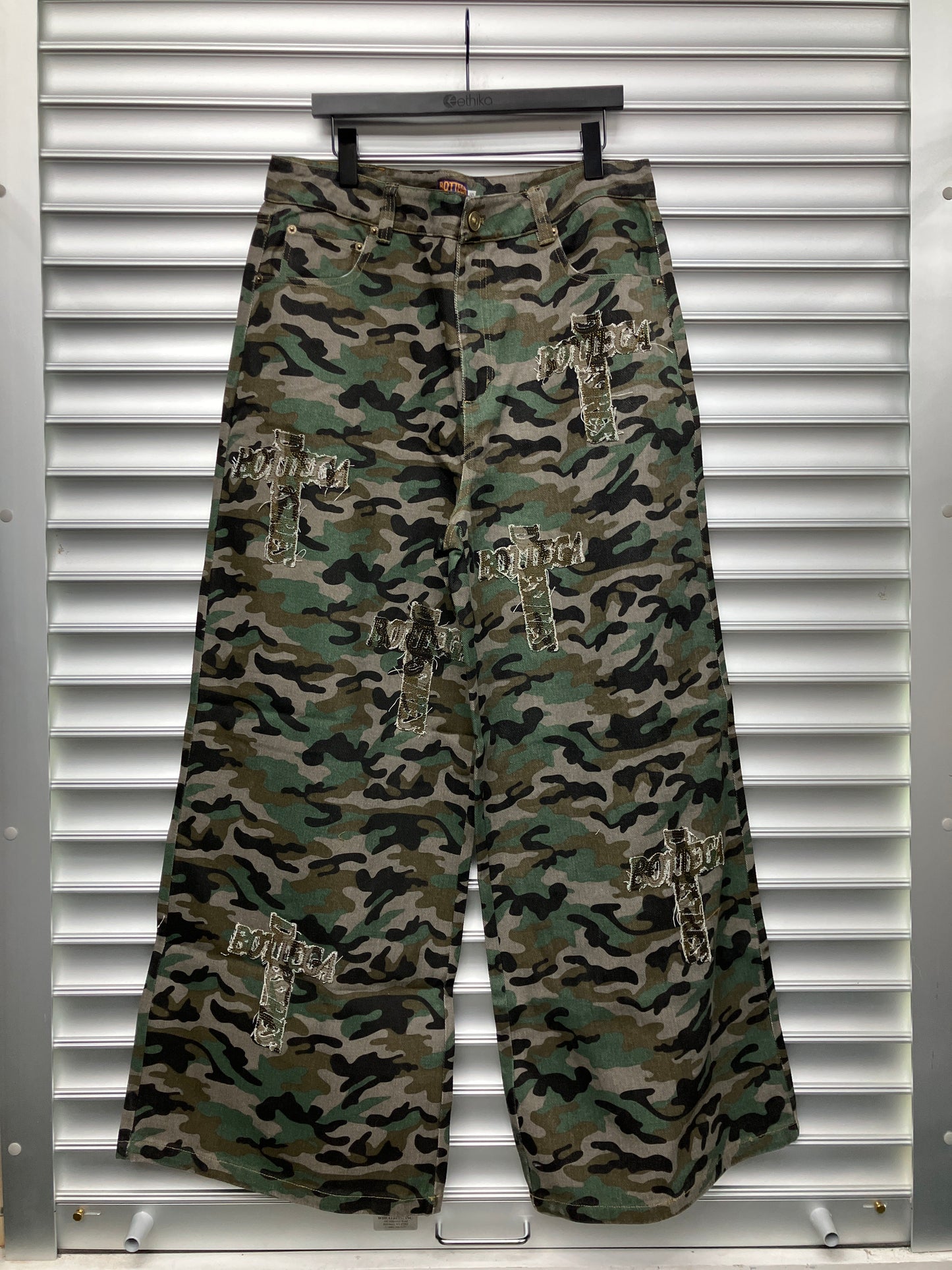 Bottega Desires Holy Grail Camo - 36