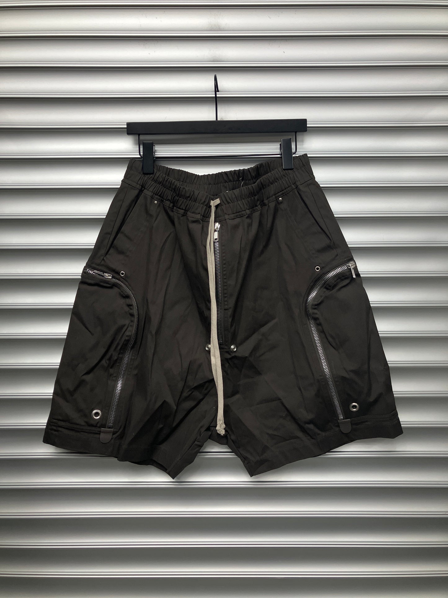 Rick Owens Dark Dust Bahaus Shorts - 52