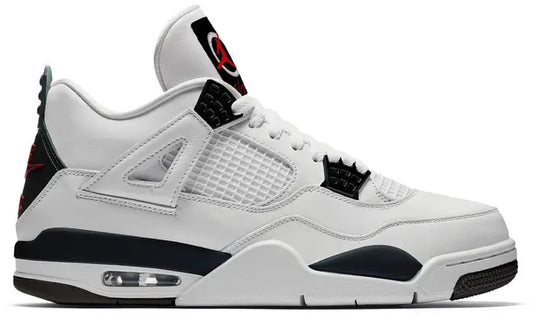 Air Jordan 4 Retro Flight Club