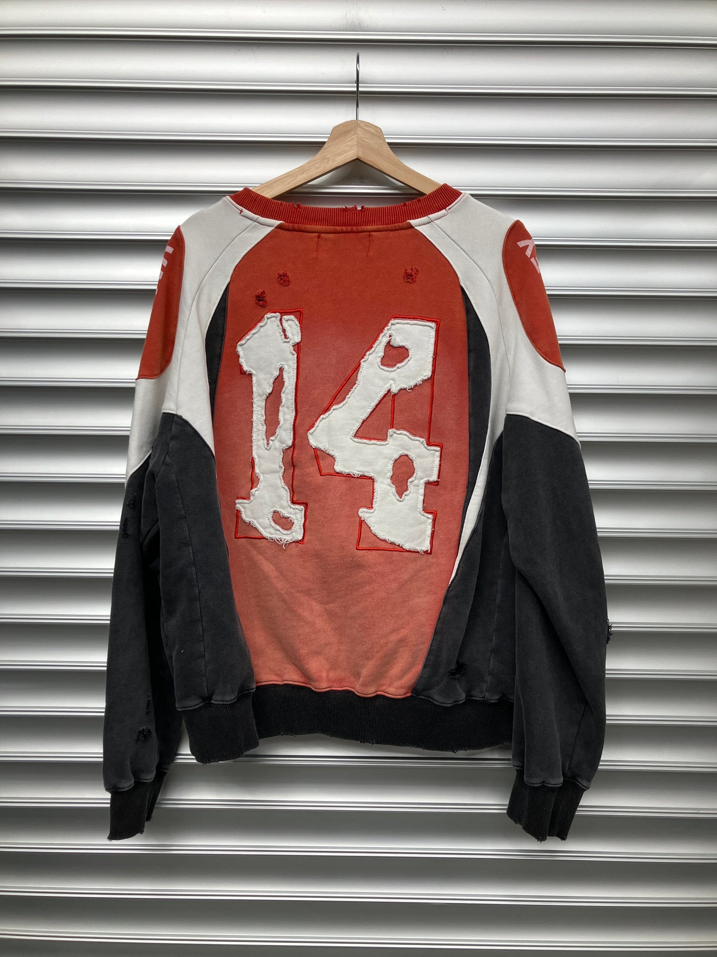 Vale Lives No Finish Line In Sight Sweater - L