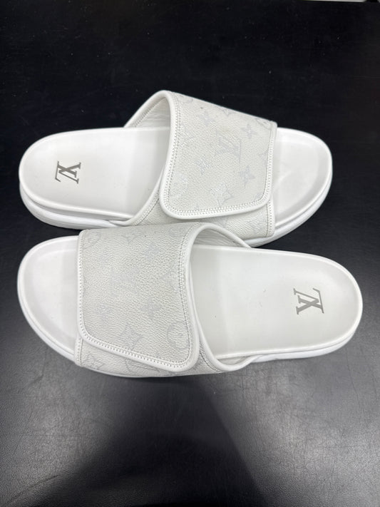 Louis Vuitton White Monogram Slide (U) - 10M (NB)
