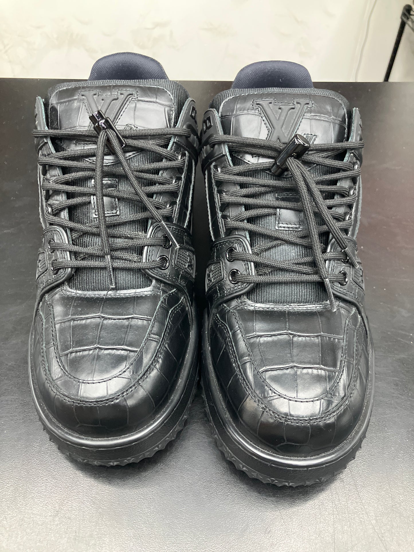 Louis Vuitton Maxi Trainer Black Crocodile - 9M (NB)
