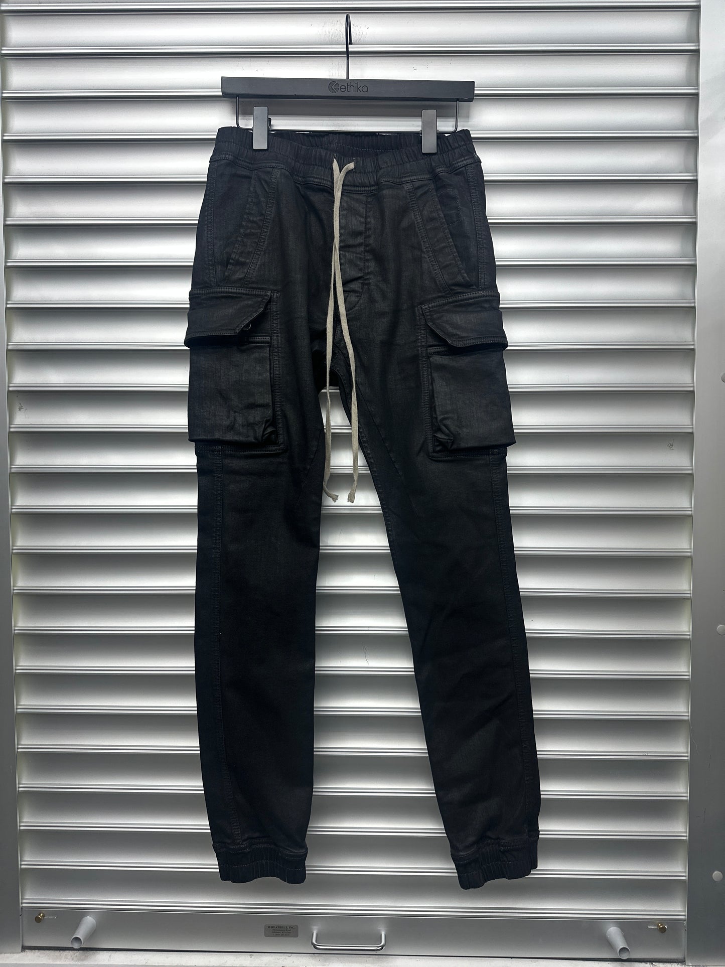 Rick Owens Black Wax Cargo Joggers - 46