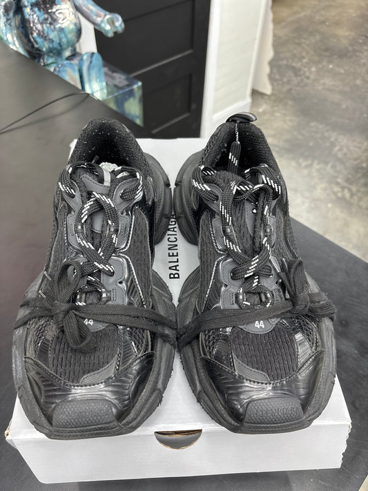 Balenciaga 3XL Black (U) - 44(11)