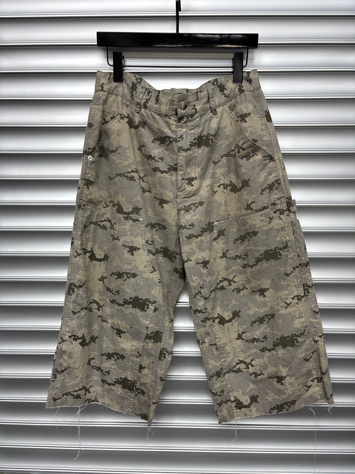 HMDD Digi Camo 3/4 Shorts - M