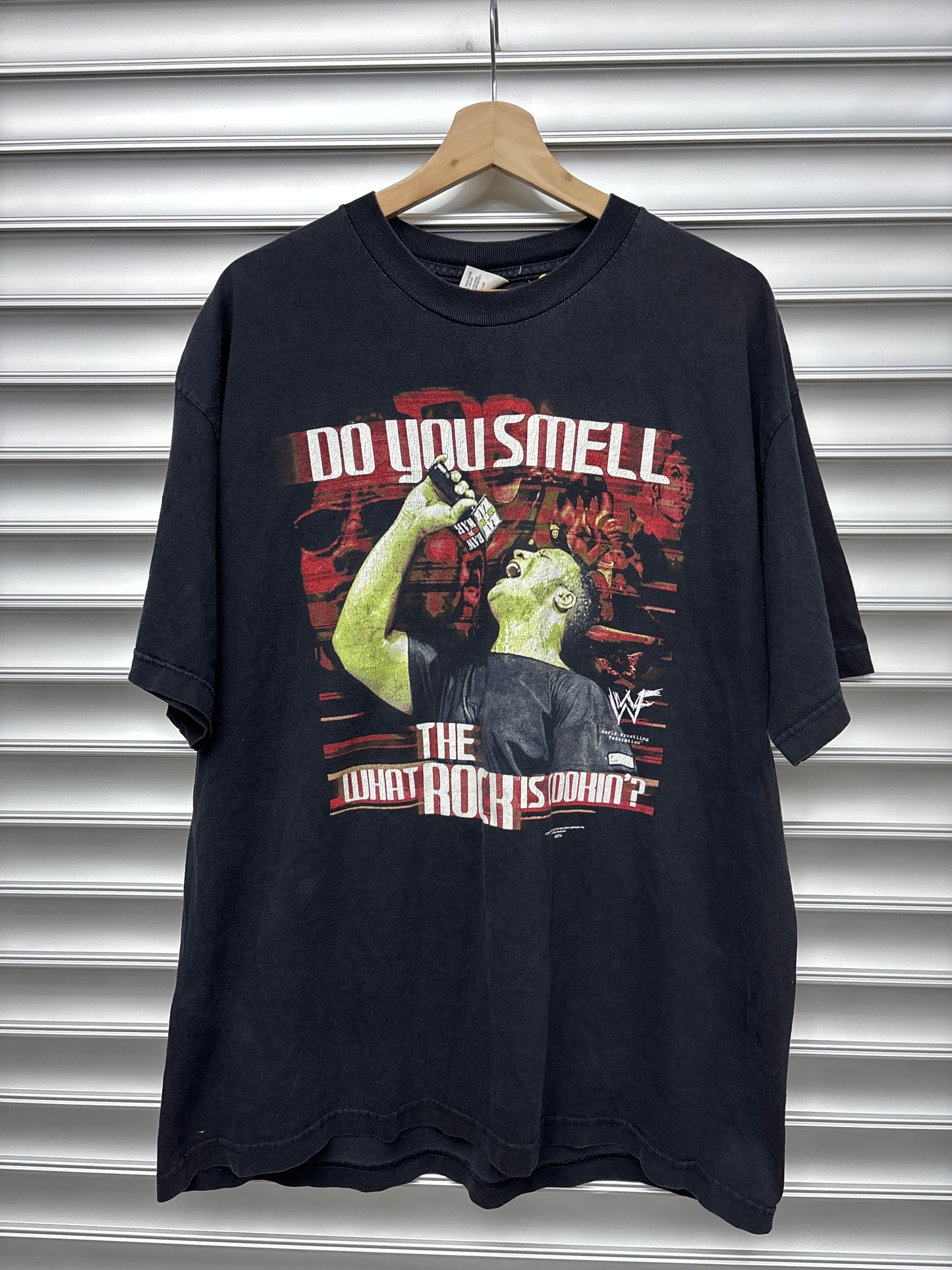 Vintage WWE The Rock Is Cooking Tee - XL