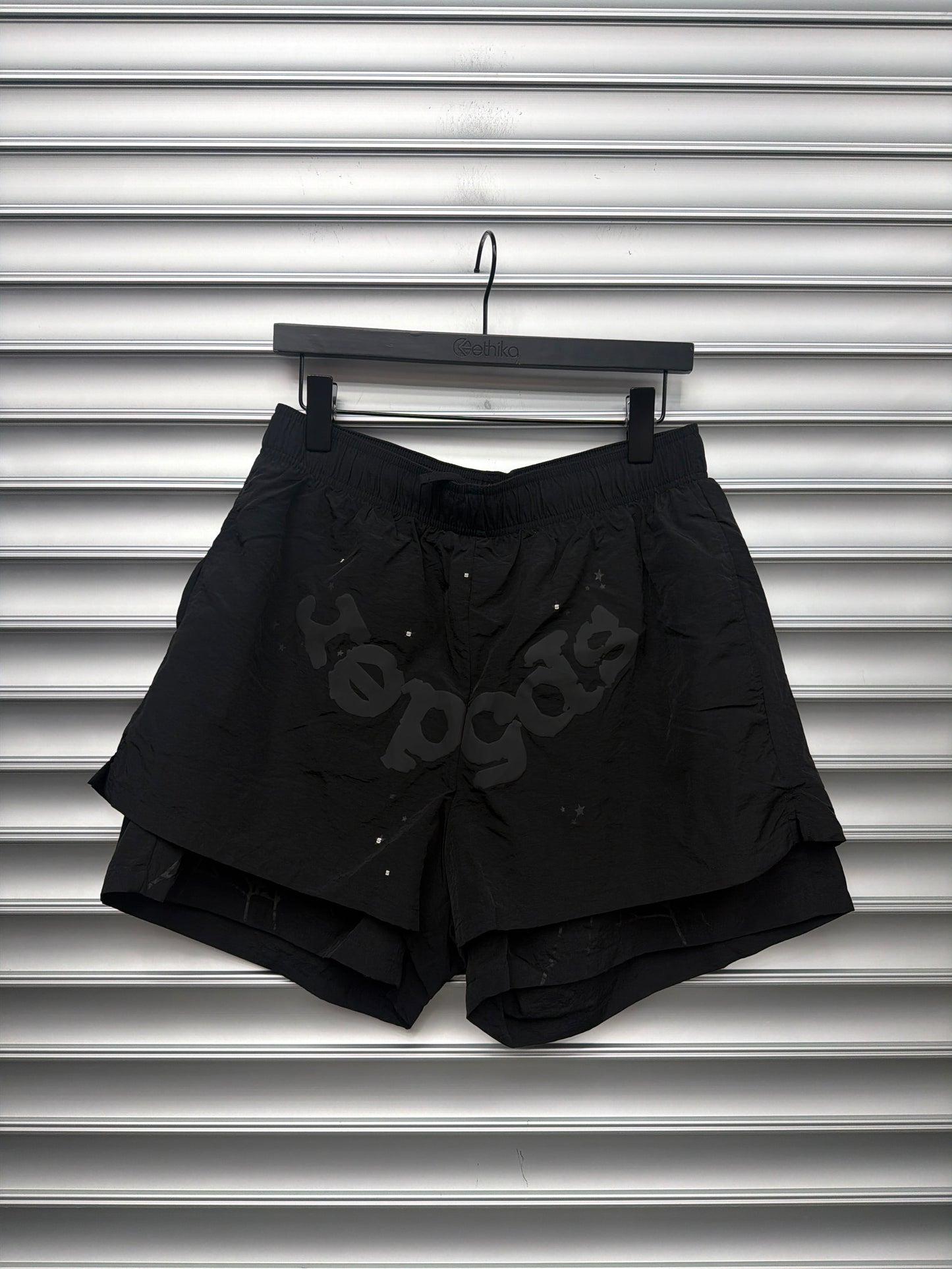 Spider Black Shorts - M