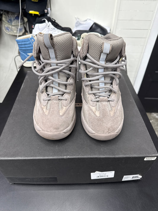 Yeezy Boot Season 7 Cinder (U) - 41(8)