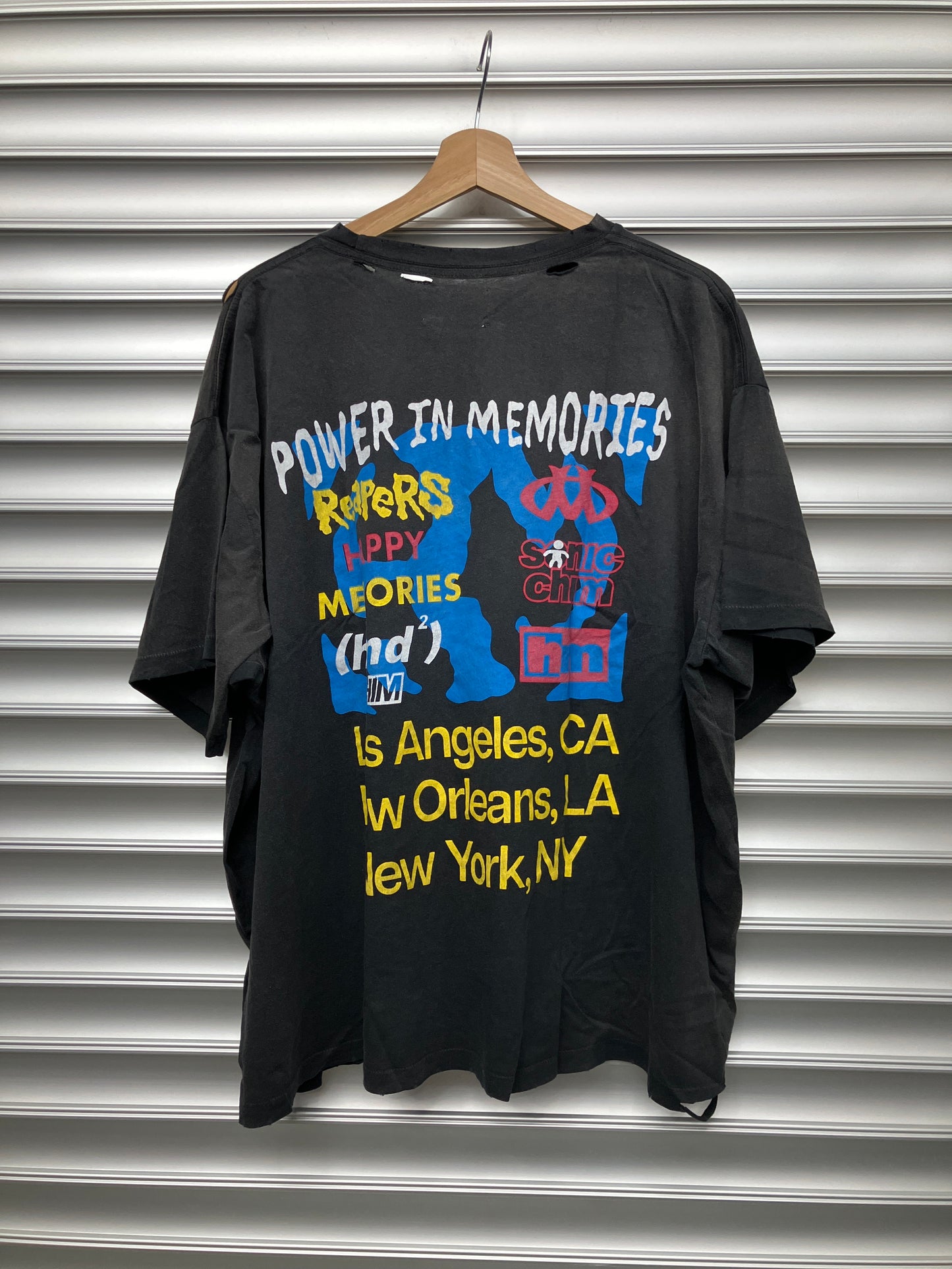 HMDD World Tour Tee - L