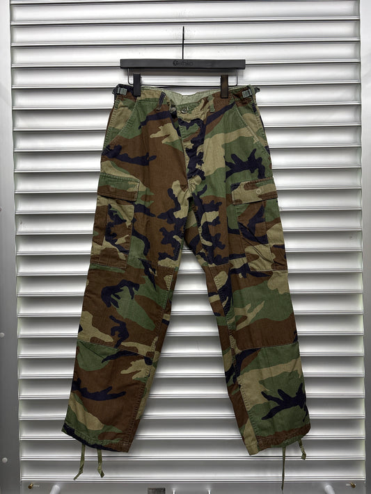 Vintage Camo Pants - M